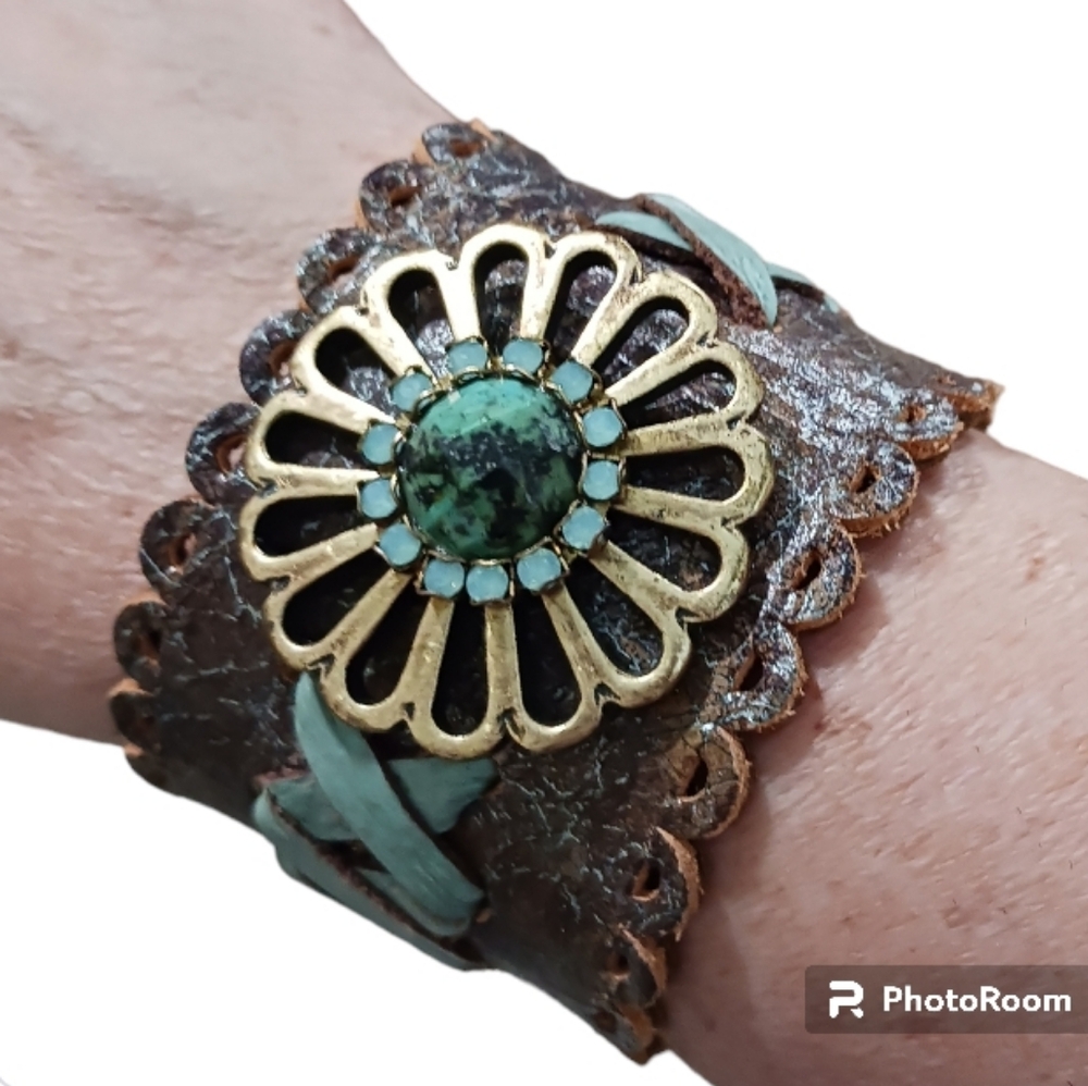 SOLD Leatherock Southwestern Cuff Bracelet Turquoise Laced Flower Embellished - Picture 1 of 7